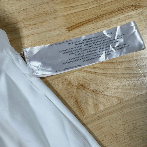 Mac Duggal IEENA NWT Tailored V-Neck Ballgown White Size Pockets Size 12 - Picture 8 of 11